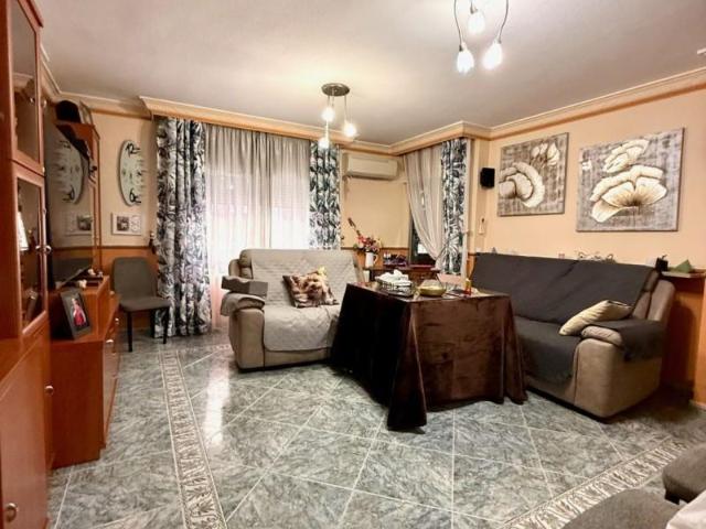Piso en venta en Jaén, Avda. Munoz Grandes