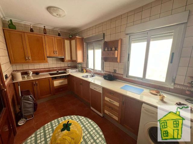 Piso en venta en Jaén, Belén San Roque. PISO EN VENTA EN JAÉN EN CALLE MENENDEZ PELAYO. Pisos.