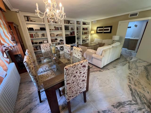 Piso en venta en Jaén, Hospital. MAGNÍFICO PISO EN RESIDENCIAL JUNTO AL HOSPITAL. Pisos.