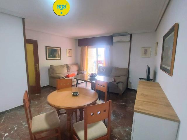 Piso en venta en Jaén, San Bartolomé Millán de Priego. Piso en venta en Centro Jardinillos, 4 dormitorios. Pisos.