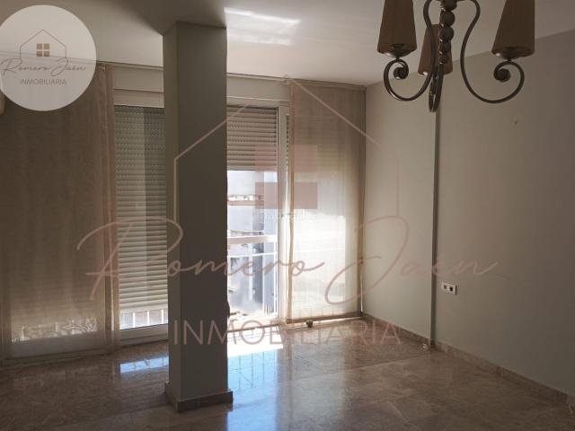 Piso en venta en Jaén, San Bartolomé Millán de Priego. PISO EN VENTA EN PLENO CENTRO ZONA JARDINILLOS. Pisos.