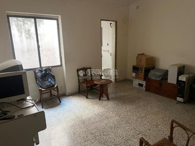 Piso en venta en Jaén, San Ildefonso Catedral. Piso en venta en Jaén. Pisos.