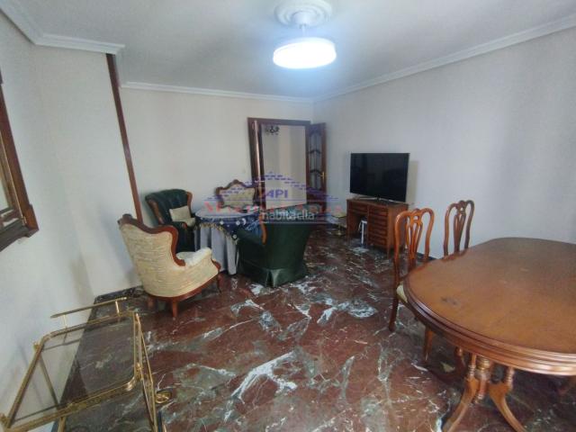 Piso en venta en Jaén, San Ildefonso Catedral. Piso en Venta ZONA Calle Virgen de la Capilla, Plaza de la Constitución. Pisos.