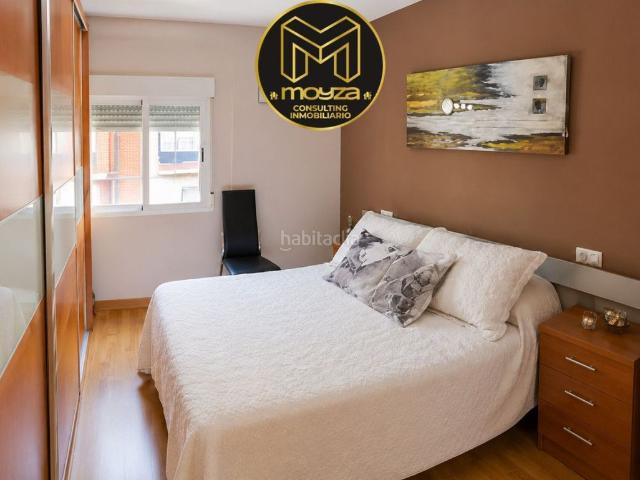 Piso en venta en Jaén, Peñamefecit Avda Barcelona. Piso en venta en Peñamefécit, 4 dormitorios. Pisos.
