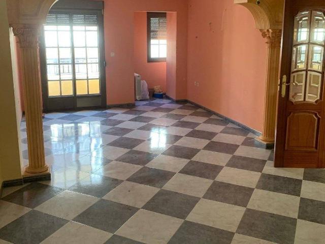 Piso en Venta en Jamilena