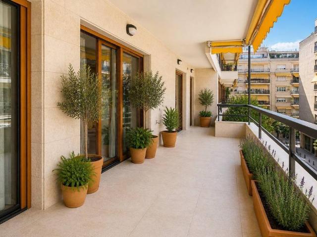 Piso en Venta en Jaume III