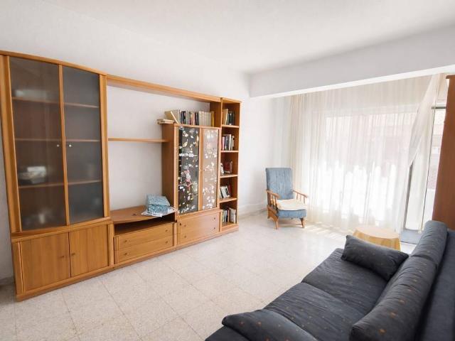 Piso en Venta en Jerónimo y Avileses
