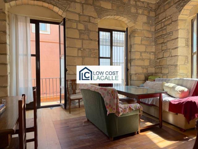 Piso en venta en Jerez de la Frontera, Centro. LOWCOST LACALLE presenta en exclusividad vivienda en Casco Histórico de Jerez. Pisos Jerez de la.