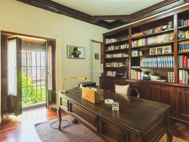 Piso en venta en Jerez de la Frontera, Divina Pastora La Yeguada. Vivienda con encanto en pleno casco histórico junto a Plaza del Mamelón. Pisos Jerez de la.