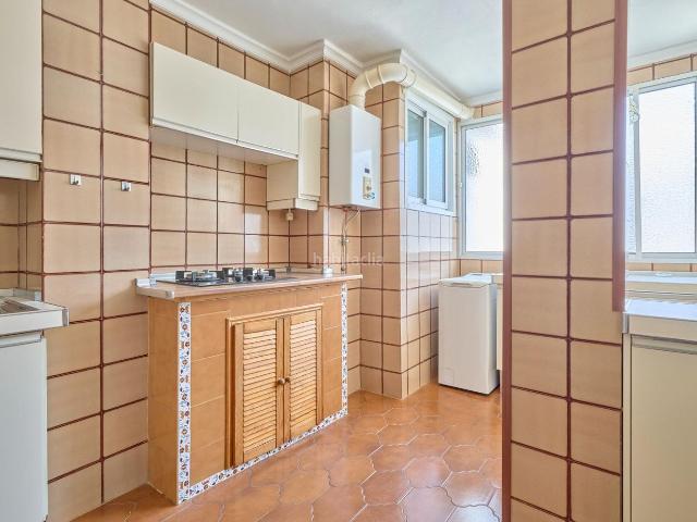 Piso en venta en Jerez de la Frontera, Picadueñas. Oportunidad en zona centro Piso de 3 hab. totalmente exterior Plaza de garaje incluida. Pisos Jerez de la.