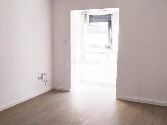 Piso en venta en Jerez de la Frontera, Santiago Coronación. PISO DE 3 DORMITORIOS CON ASCENSOR EN LOS NARANJOS. Pisos Jerez de la.