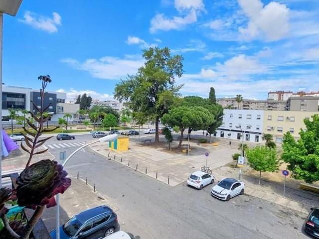 Piso en venta en Jerez de la Frontera, Zona Universidad