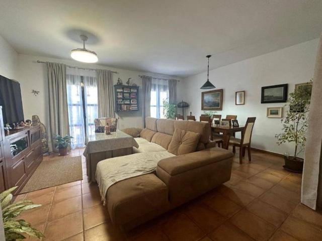 Piso en Venta en Jimena de la Frontera