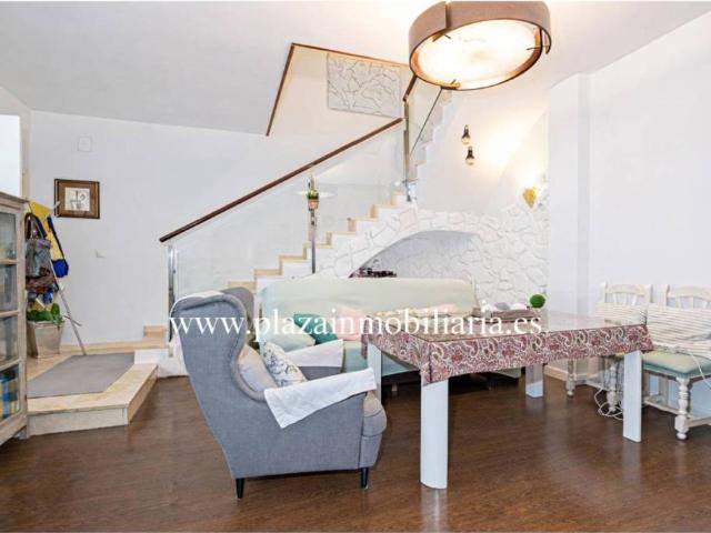 Piso en Venta en Lucena