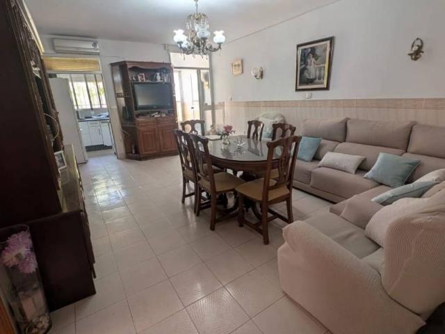 Piso en Venta en Lucena