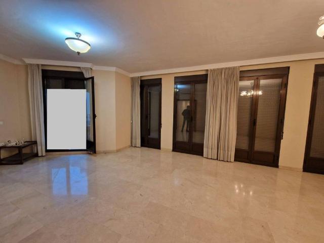 Piso en Venta en Lucena