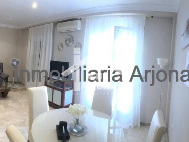 Piso en venta en Lucena