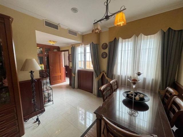 Piso en Venta en Lucena