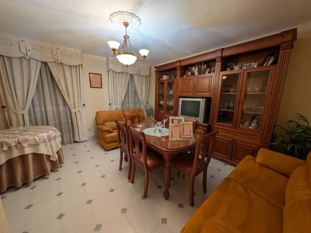 Piso en Venta en Lucena