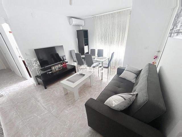 Piso en venta en Lucena, Centro. Pisos.