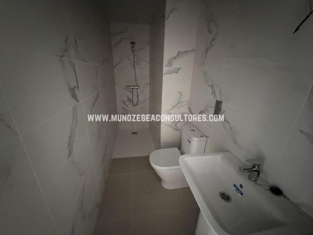 Piso en venta en Lucena, Centro. Pisos.