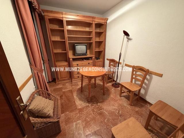 Piso en venta en Lucena, Centro. Pisos.