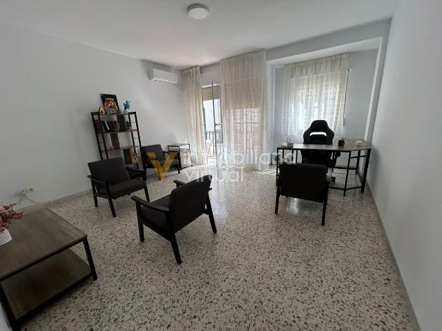 Piso en venta en Lucena, Centro. Venta piso zona Centro, en Lucena. Pisos.