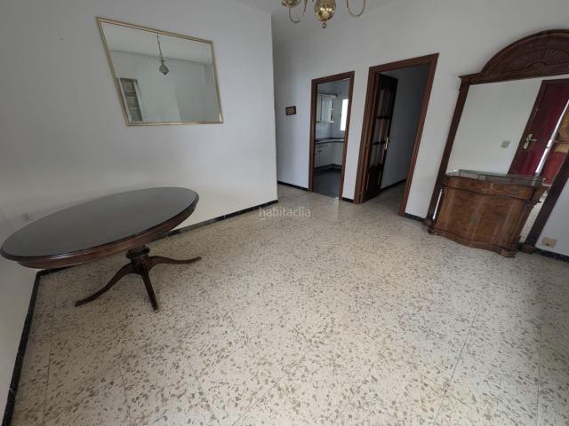 Piso en venta en Lucena, San Francisco. gran piso de 5 dormitorios. Pisos.