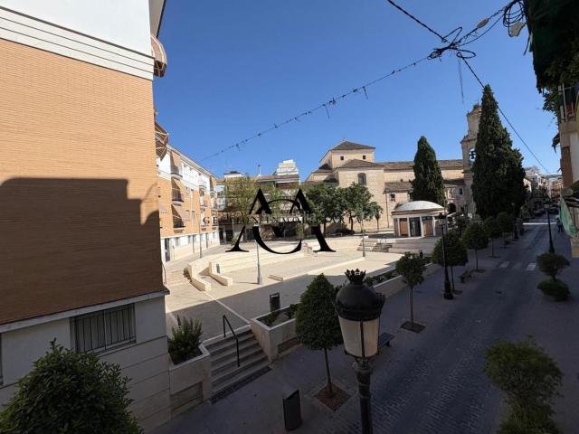 Piso en venta en Lucena, San Francisco. Venta de piso en Lucena. Pisos.