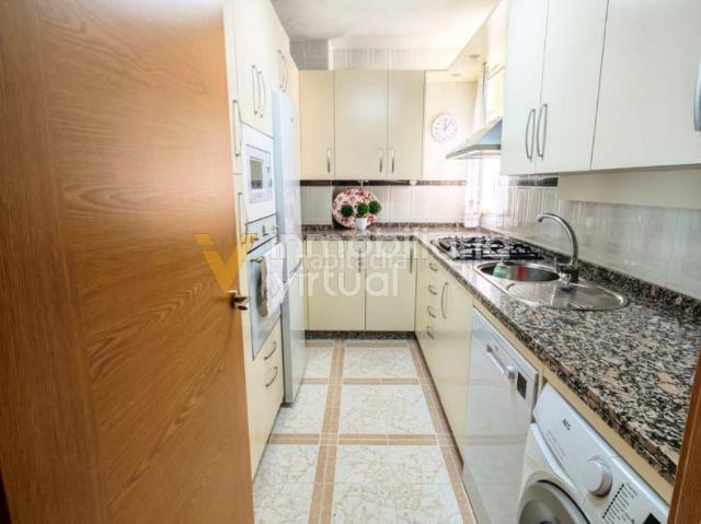 Piso en venta en Lucena, San Francisco. VENTA Piso en Ronda San Francisco, en Lucena. Pisos.