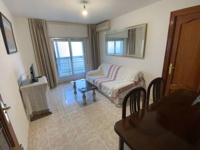 Local en traspaso en Carpetana