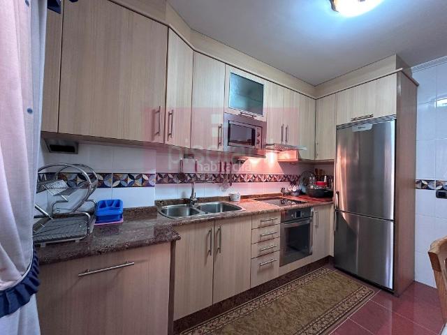 Piso en venta en Lugo, San Roque As Fontiñas. Oportunidad Única! Piso Prácticamente a Estrenar en Zona Sur, a un Paso de Ramón Ferreiro. Pisos.