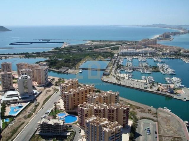 Piso en venta en La Manga del Mar Menor, La manga