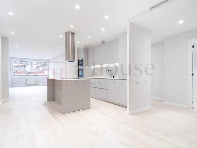 Piso en Venta en La Maternitat i Sant Ramon
