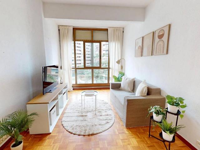 Piso en Venta en La Maternitat i Sant Ramon