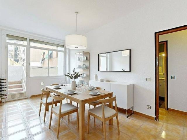 Piso en Venta en La Nova Esquerra de l'Eixample