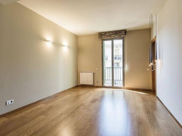 Piso en Venta en La Nova Esquerra de l'Eixample