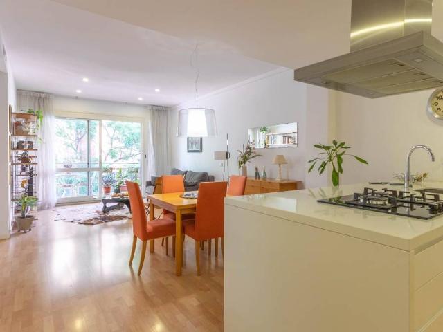 Piso en Venta en La Nova Esquerra de l'Eixample