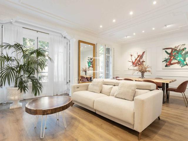 Piso en Venta en La Nova Esquerra de l'Eixample