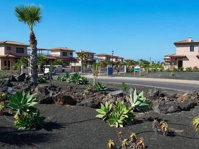 Piso en Venta en La Oliva