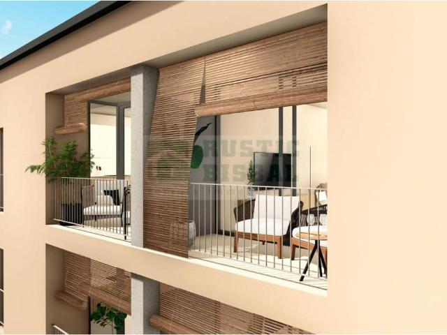 Piso en Venta en La Bisbal d'Empordà