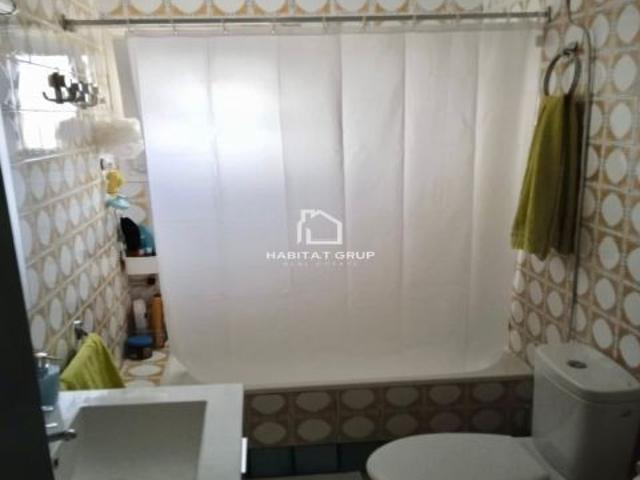 Piso en Venta en La Bisbal dEmpordà, Girona