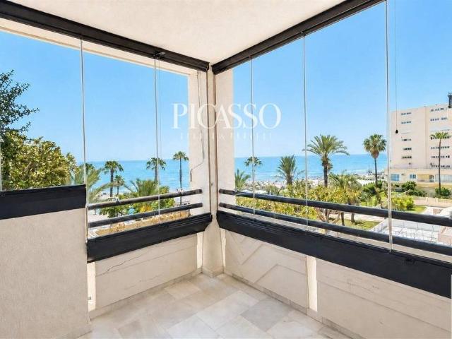 Piso en Venta en La Carihuela Los Nidos