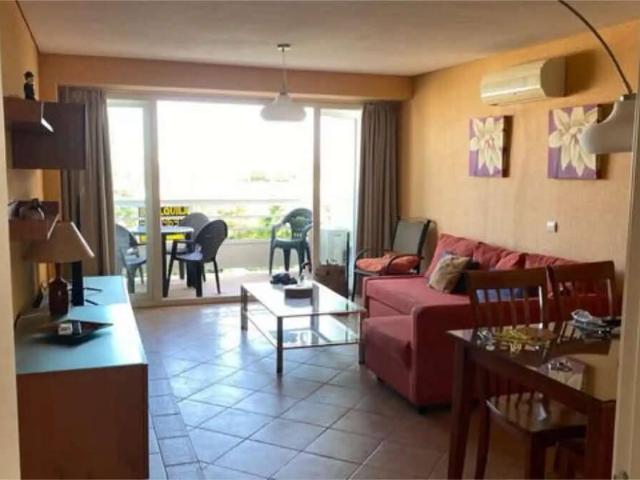 Piso en Venta en La Carihuela Los Nidos