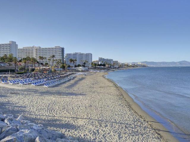 Piso en Venta en La Carihuela Los Nidos
