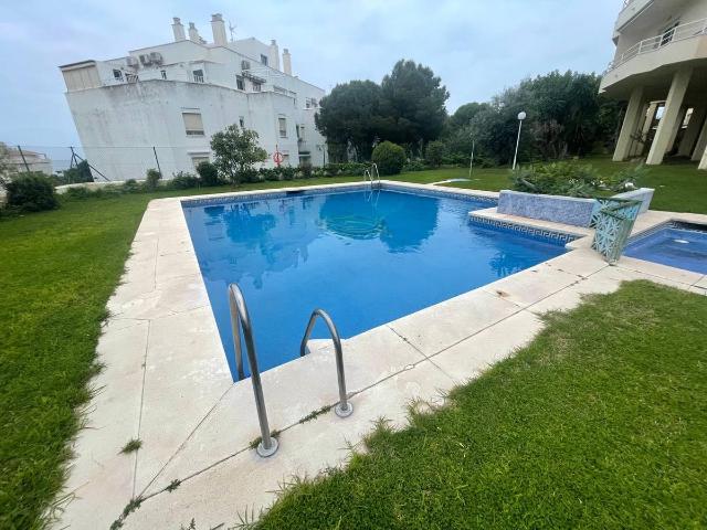 Piso en Venta en La Carihuela Los Nidos