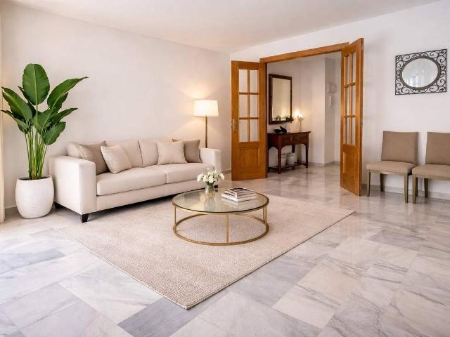 Piso en Venta en La Carihuela Los Nidos