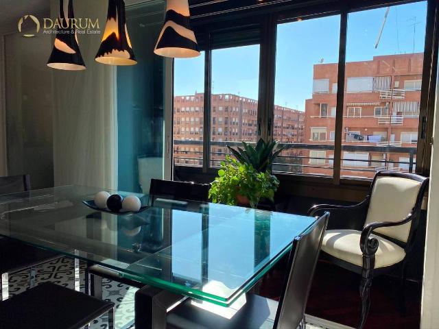 Piso en Venta en La Creu Coberta