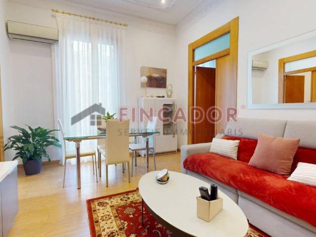 Piso en venta en La Dreta de l'Eixample 08010