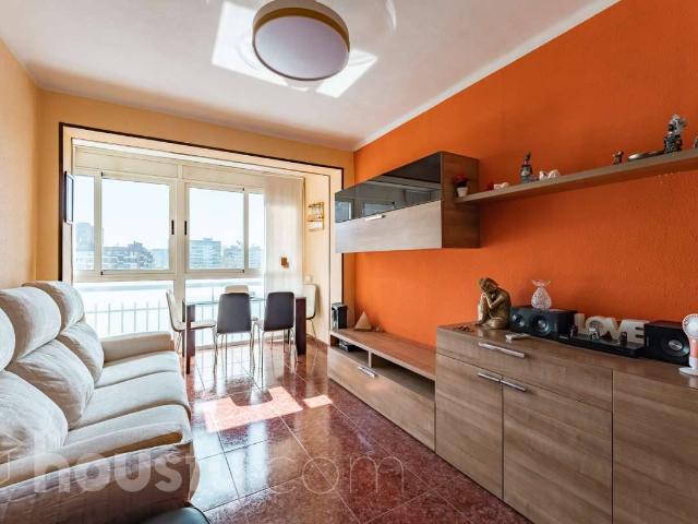Piso en Venta en La Guineueta
